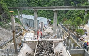 La línea de producción de piedra de 200 toneladas por hora puede producir fácilmente piedra caliza, piedra 05-51-12-13